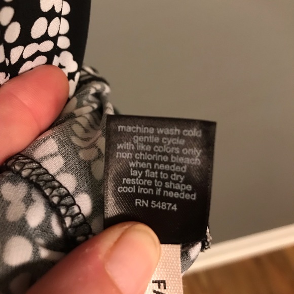 Side Shoulder Tie Patterned Blouse - Picture 7 of 8